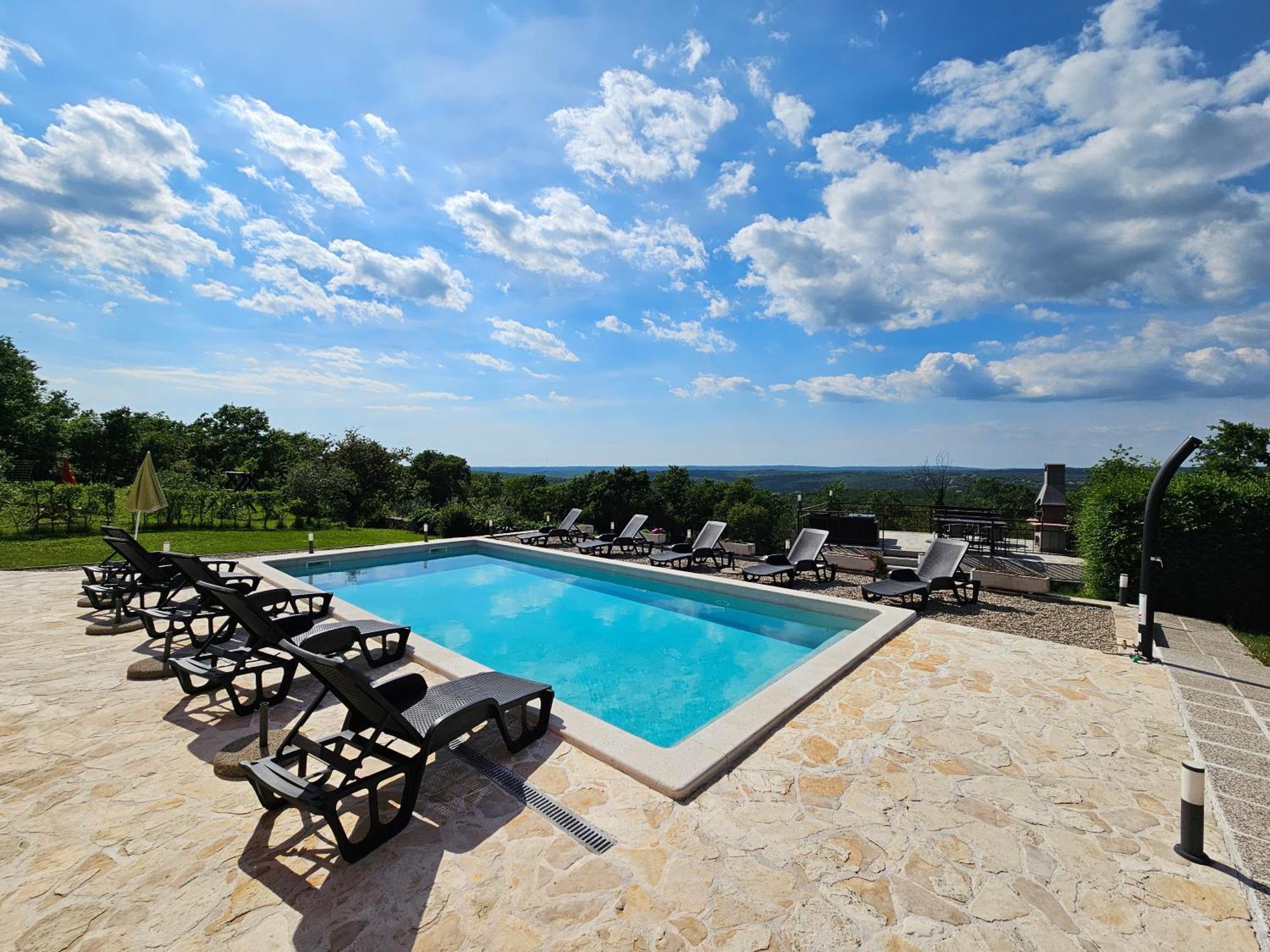 Bed And Breakfast Rogocana Labin  Zewnętrze zdjęcie