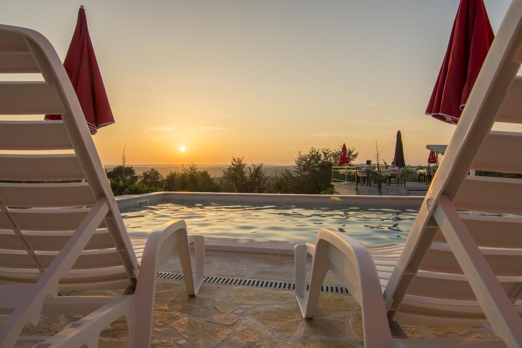 Bed And Breakfast Rogocana Labin  Zewnętrze zdjęcie