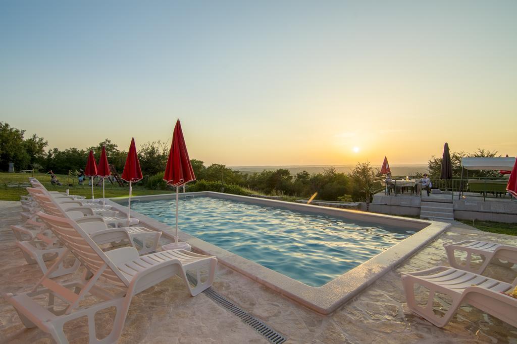 Bed And Breakfast Rogocana Labin  Zewnętrze zdjęcie