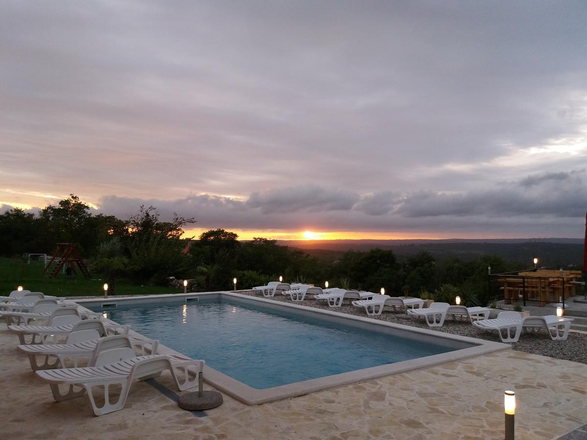 Bed And Breakfast Rogocana Labin  Zewnętrze zdjęcie
